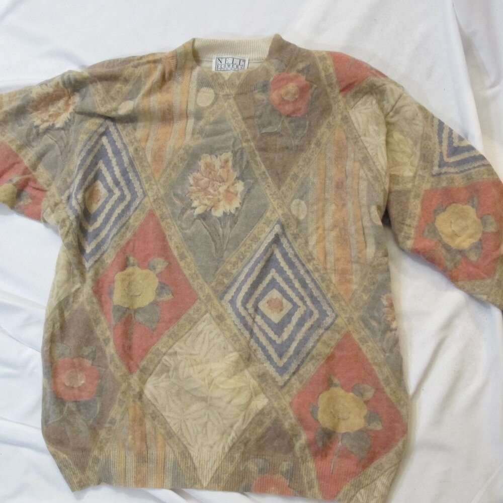 Nell Flowers by JG Hook patterned wool and angora blend sweater L
